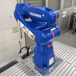 MOTOMAN-GP8 ハンドリングロボット GP8 / YRC1000 安川電機 産業用ロボット (8924)