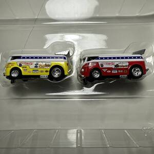 AUTO WORLD 4GEAR - HOT WHEELS Snake vs Mongoose VW Drag Bus Set Cars 2台セット（新品）☆AFX/TYCO/TOMY/HOスロットカー