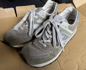 中古品 new balance ニューバランス スニーカー シューズ グレー 28.0cm ML574VG