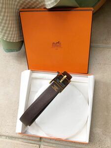 HERMES エルメス　未使用品　リバーシブル革ベルト 黒カーフと焦茶の2通りに使える　サイズ85 未使用の極美品