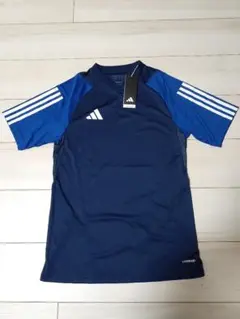 【激安】新品 adidas 人気 サッカーTシャツ！