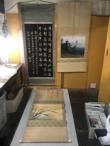 掛け軸三点セット ■61ｚ■掛け軸 肉筆 寒山寺 拓本 彩色山水図 花鳥画 中国絵画 破れ有 箱無し 骨董品 美術品 現状品 長期保管品 写真参照