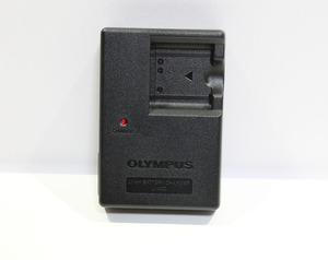 OLYMPUS オリンパス LI-40C　充電器 バッテリーチャージャー 中古 ya1047