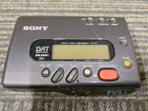 【通電動作未確認】SONY WALKMAN TCD-D7 ポータブルDATレコーダー ウォークマン ソニー 1円~　S4773