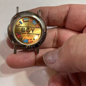 稼動品　腕時計　BOY LONDON QUARTZ WATER RESISTANT ① 美品