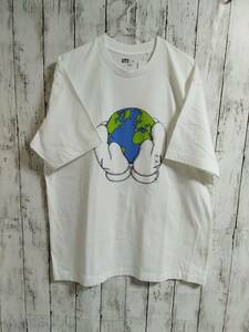 ★送料無料★タグ付き未使用品★UNIQLO/KAWS/UT/Tシャツ/XL/白 /PEACE FOR ALL / コラボ/メンズ