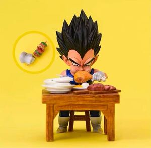 ドラゴンボール ベジータ 食事中 フィギュア　約８センチ フィギュア