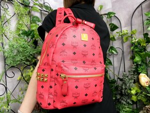 ●超美品●MCM エムシーエム●ヴィセトス●スタッズ●PVC カーフ レザー 本革●リュックサック●コーラルレッド●G金具●B5●Js47031