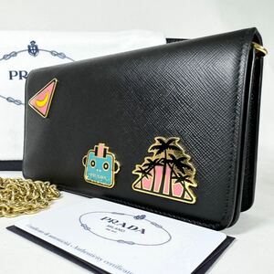  PRADA プラダ　チェーンウォレット　ショルダーバッグ　 サフィアーノレザー　ブラック　黒　ロボット　財布　三角ロゴ　mini bandoliera