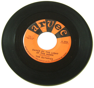 45rpm/ DANCE BY THE LIGHT OF THE MOON - THE OLYMPICS - DODGE CITY / 60s,モッズ,Rhythm & Blues,