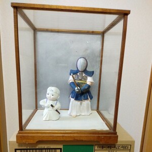 豆剣士と白虎隊　豆剣士：博多人形　　ケース付き 置物