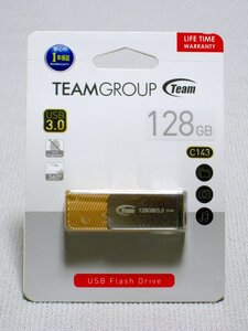 【未開封】Team USB3.0メモリ 128GB C143シリーズ キャップレス TC1433128GN01