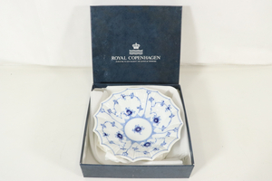 Royal Copenhagen ロイヤルコペンハーゲン 351 ブルーフルーテッド シェルディッシュ 深皿 ボウル 食器 箱付き _CJI_C0121-J00D