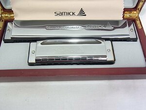 SAMICK HARMONICA　Samickハ－モニカ大小２個入り※新品未使用品ですが※写真撮影のため開封致しました：木製共箱入り。4850