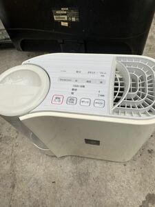 動作品☆SHARP 気化式加湿器 HV-B30-W 2012年制