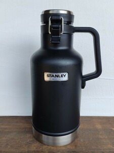 【旧ロゴ・人気カラー】スタンレー STANLEY ステンレス製 真空 断熱 グロウラー マットブラック 1.9L