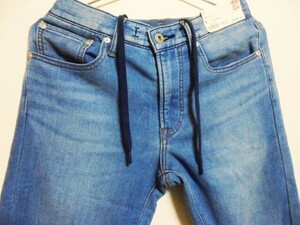 ★新品　ユニクロ　EZY　ジーンズ　SLIMFIT　サイズS　２WAYウエストコード★