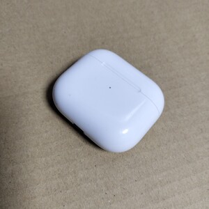 Apple アップル エアーポッズ 　AirPods ケース A2566 