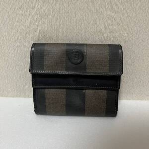 FENDI フェンディ　財布　ペカン