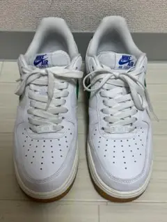 Nike Air Force 1 ホワイト スニーカー