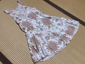 ZARA★ノースリーブ ティアード チュニック お花模様 サイズS