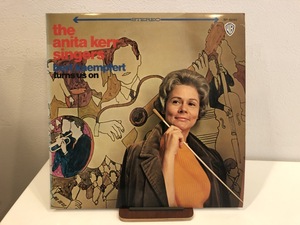 【中古品】アニタ・カー ( ANITA KERR )/ ベルト・ケンプフェルトに捧げる　BERT KAEMPFERT BP-8290 見本盤 ジャケット汚れ #100918