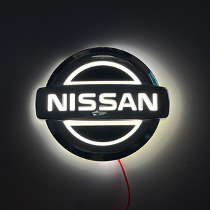 ★新品★日産 NISSAN 5D LEDエンブレム 交換式 11.7X10.0cm ホワイト