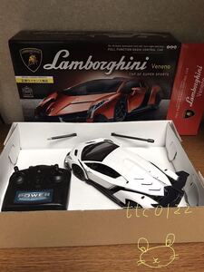 未使用(箱開封品) 正規ライセンス ランボルギーニ フルファンクション ラジコン【Veneno(ヴェネーノ) 白】送料920円