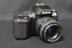 【光成】Nikon　AF 「F601・AF・NIKKORー35‐70㎜・1：3.3‐4.5」電池式・稼働未確認③