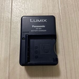 ●送料無料 Panasonic LUMIX DE-991A パナソニック デジタルカメラ用 純正 充電器 バッテリー チャージャー C071