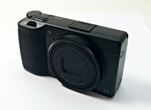 （2-01）RICOH　GRⅢ　GR3　リコー　デジタルカメラ　中古美品