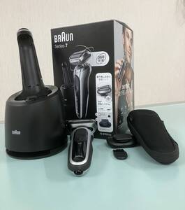 ★ほぼ新品（本体交換品）ブラウン BRAUN シリーズ7 70-ｓ7201cc　360°密着