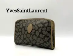 YSL イヴ・サンローラン　クラッチバッグ　ジラフ柄　セカンドバッグ　オシャレ