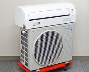 DAIKIN【S22ZTES-W】ダイキン ストリーマ空気清浄 ルームエアコン おもに6畳用 2022年製 中古品