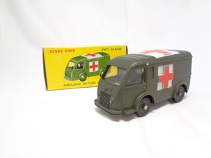 DINKY TOYS 820 AMBULANCE MILITARE RENAULT-CARRIER ディンキー ルノー 軍用救急車 （箱付）送料別