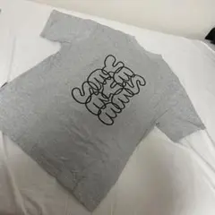 yeseyesee Tシャツ