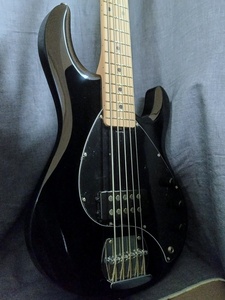 Sterling by MUSICMAN SUB RAY5 BK　STINGRAY BLACK 5弦ベース