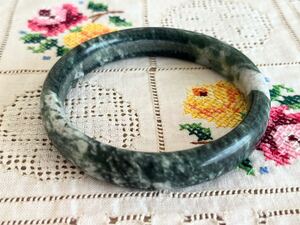 ヴィンテージ ** マーブルの美しいバングル vintage stone bangle