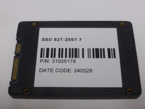 SSD SATA 2.5inch 2048GB(2TB) 電源投入回数11回 使用時間0時間 正常100%判定 S2T-25ST-7 中古品です①