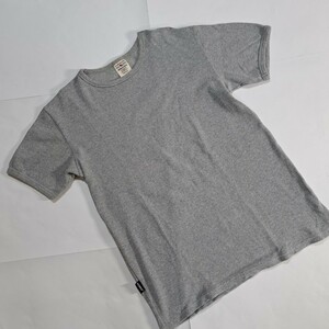 【送料無料】　　　　　　　　　　　　　AVIREX アヴィレックス 　　　　　　　　　Tシャツ 半袖　　SIZE:M 　グレー