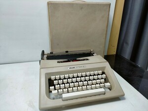 管理922 olivetti オリベッティ タイプライター LETTERA 25 ケース付 未チェック 汚れあり カビあり ジャンク