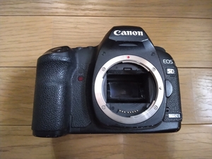 Canon EOS-5D MarkⅡ ボディのみ ジャンク＜画像にある物のみ＞ 部品取りに如何ですか？　※説明書きを良くお読み下さい。