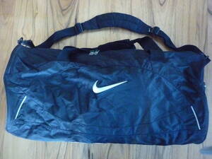 ★ NIKE　スポーツバッグ　ボストンバッグ　ナイキ　★