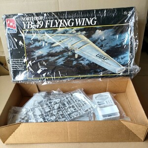 NORTHROP YB-49 FLYING WING AMT ERTL 1/72 MODEL KIT/MODELE REDUIT 　ツクダホビー