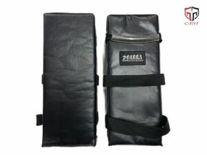 COBRA SQUARE KICK MITTS BLACK