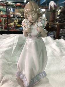 リヤドロ LLADRO 7603 『春の花束』スペイン 陶器人形 少女 コレクター 品 アンティーク