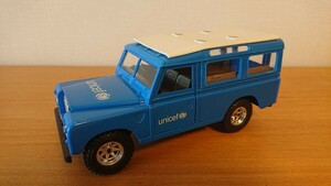 brago【unicefユニセフ】LandRoverランドローバー（1/24）