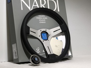 在庫有★ NARDI ナルディー 33Φ コンペティション パンチングレザー シルバースポーク N086 検）330 Φ ウット パイ モモ ステアリング