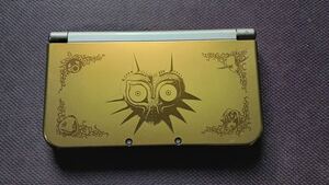 【中古】 new Nintendo 3DS LL ムジュラの仮面３Ｄパック　＋　ニンテンドーアンバサダープログラム特典ソフト　ほか諸々