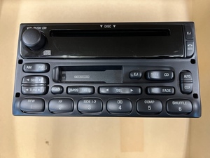 フォード　Ford　純正　YU3F-18C868-AA　ラジオ　CD　カセットテープ　カーオーディオ　B